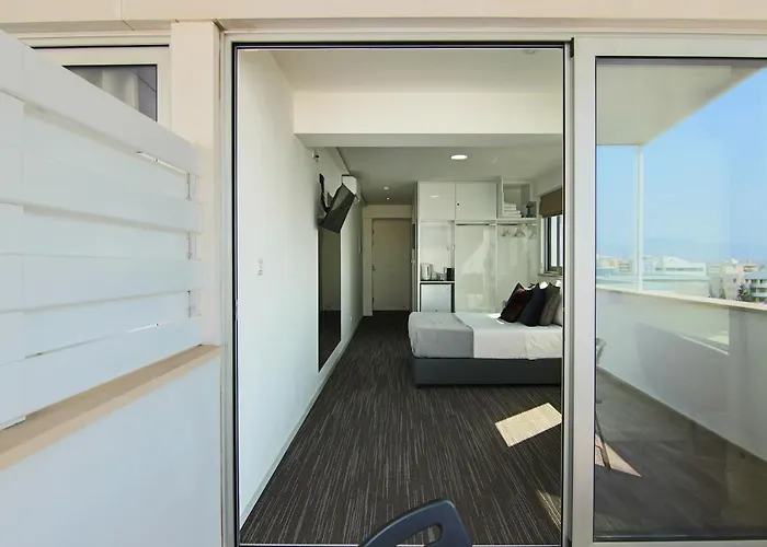 Phaedrus Living: Luxury 503 * Nikósie